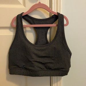 comfortable sports bra from gap fit